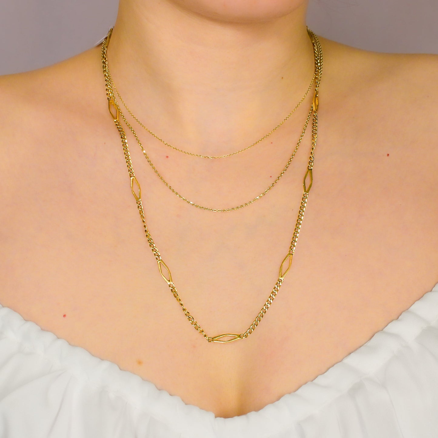 Diamond Shaped Specialty Chain 14 Karat Gold