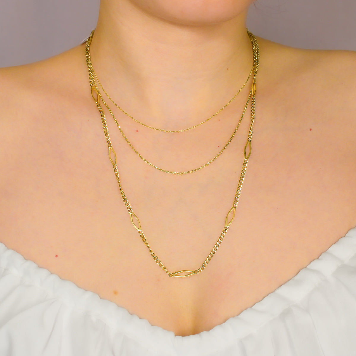 Diamond Shaped Specialty Chain 14 Karat Gold