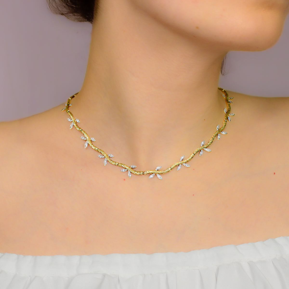 Ivy Link Choker Necklace with Diamonds