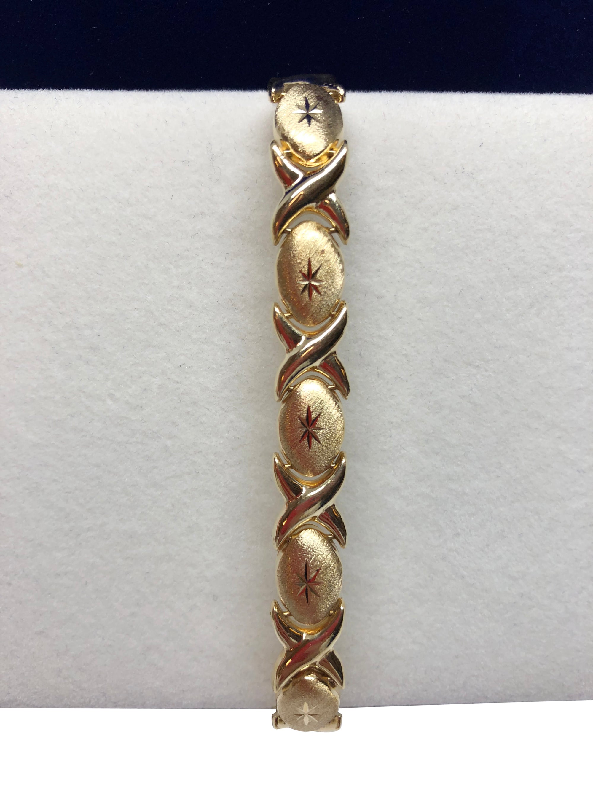X and 2025 o bracelet